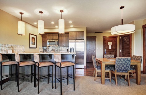 Peak 8 Condo | Slopeside Condo at Base of Peak 8, Sleeps 6