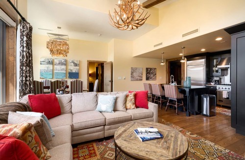 Steamboat Springs Condo | Slopeside Retreat, Luxury Ski In/Out Condo with Views! Outdoor Pool,Hot Tub, Fire Pit!