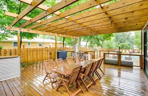 South Haven House | South Haven Oasis - Private Hot Tub, Pool & Grill!