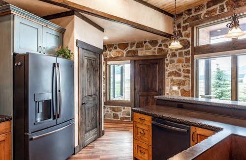 Fruitland Cabin | Space to Think, Live, and Breathe; Where Life Moves at Your Pace
