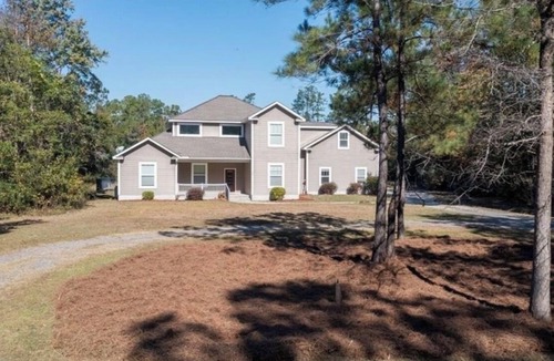 Kingsland House | Spacious 1BR Retreat, Private Pool, and Near Kings Bay Base