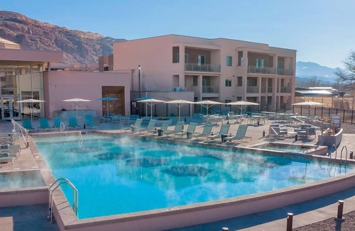 Moab Condo | Spacious 2-bedroom condo with AC, fitness room in charming Moab