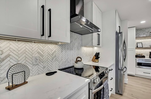 Indian Waters House | Spacious 4 bedroom waterfront home in beautiful Crystal River with fitness room
