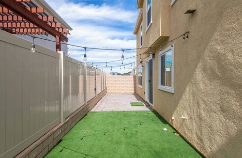 Valley Center House | Spacious 4-Bedroom Retreat with AC & WiFi in Scenic Valley Center
