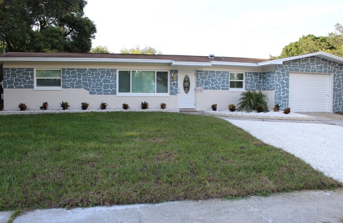 Orient Park House | Spacious 4-bedroom house in fantastic Tampa with AC, WiFi