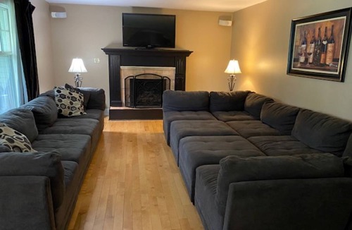 Williamstown House | Spacious 4 bedroom, big pool & outdoor space. Close for local summer activities!