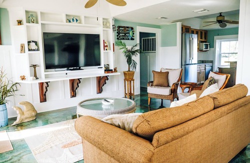Crystal Shores House | Spacious 5-bedroom waterfront estate on the Crystal River with a pool and dock!