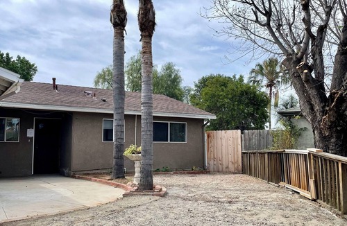 Central Escondido House | Spacious 6-bedroom house in serene Escondido