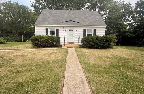 Plattsburgh House | Spacious Country Retreat – Perfect for Families, Groups & Getaways