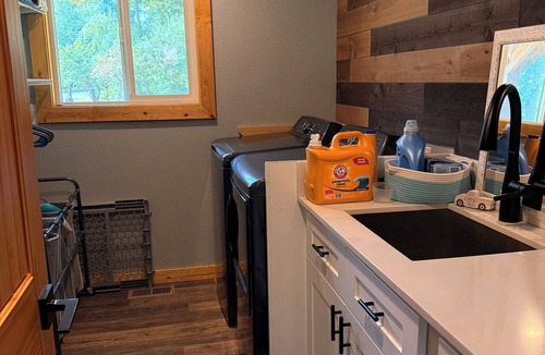 King County House | Spacious Riverfront Retreat Perfect for Families & Groups Near Enumclaw