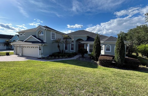 Apopka House | Stunning 4-bedroom house on golf course & walking distance to Wekiva State Park!