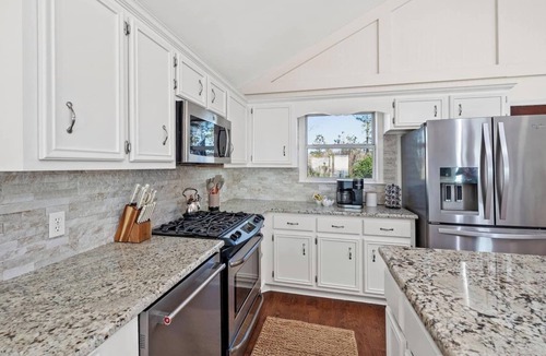 Alabama Gulf Coast Cottage | Stunning Mobile Bay views, a private pier, and coastal charm. Sleeps 8!