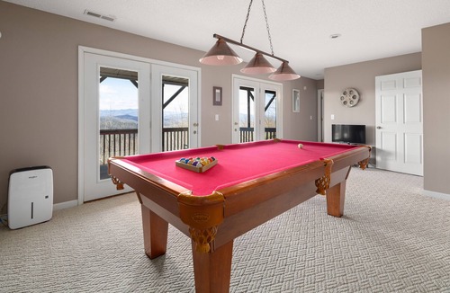 Brevard House | Stunning Mountain View Home