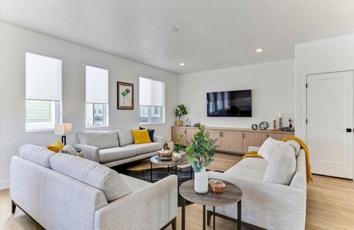American Fork Apartment | Stylish Pet Friendly Home for Work & Relaxation