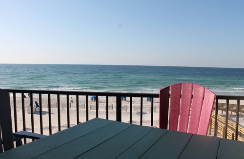 Orange Beach East Condo | Summer is slipping away, don't miss out on a beach trip