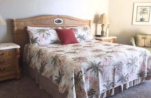 Biltmore Beach Condo | Sun, Fun, White Sand Beaches and Ocean Breezes! Do it all at The Summerhouse!