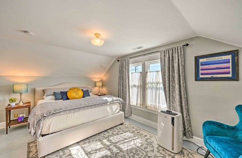 Port Gardner House | Sunny & Central Everett Home < 1 Mile to Dtwn!