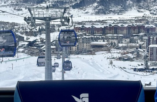 Steamboat Springs Condo | Sunny Steamboat ski condo with epic mountain views. Walk to resort base & lifts!