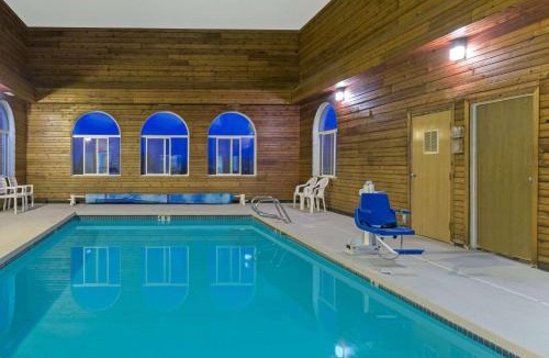 Green River Hotel | Super 8 by Wyndham Green River