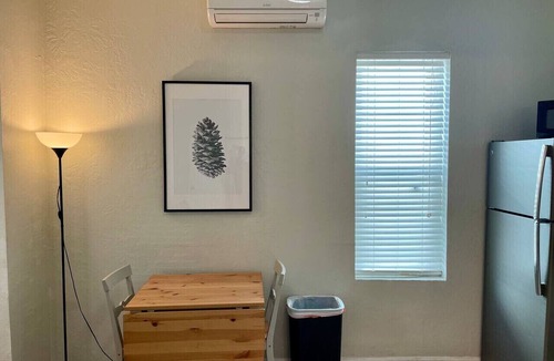 Fairpark Condo | SWEET LAKE CITY/Downtown SLC/Clean/Pets OK Sleeps