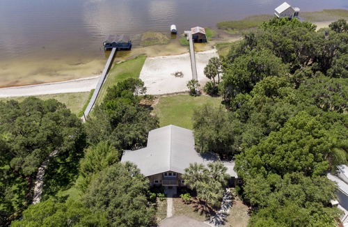 Candler House | Take a look at beautiful Cedar Lodge on Lake Weir!