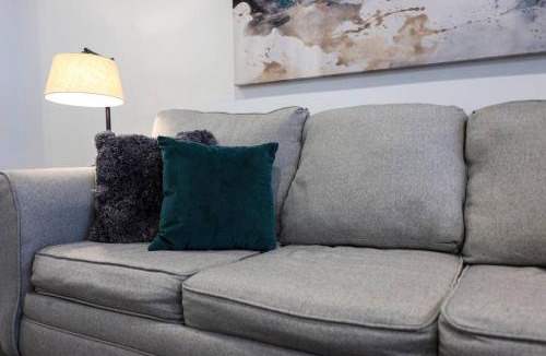 Charlotte Park House | Ten Minutes to Broadway Modern Gated Townhome