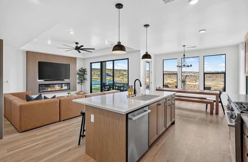Greenehaven Villa | The Clubhouse- Heated Pool, Pickleball, Views