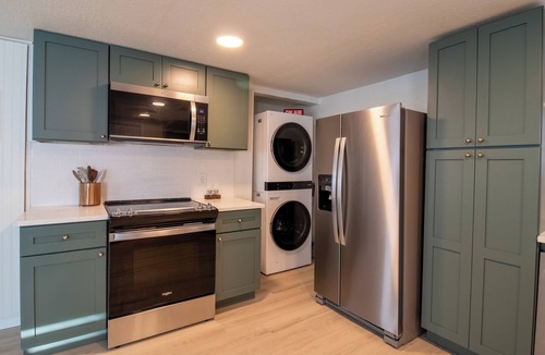 Beacon Square House | The Cozy Cabana 2BR New Port Richey Sims Park