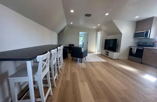 Farmington Condo | The Lagoon Hideaway