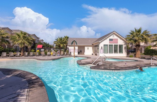 Washington Fields House | The Maverick, Resort Amenities, PlayStation, Grill, and more