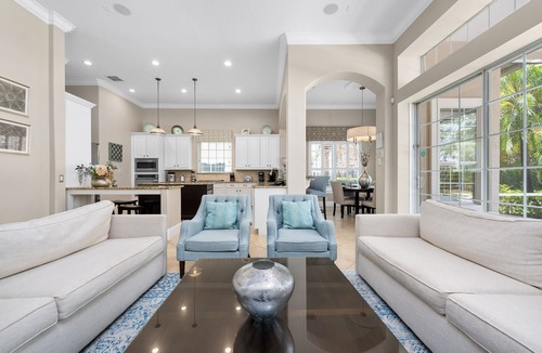Reunion House | Theater Room | Games Area | Private Pool | Close to The Grande