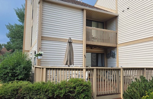 Park Meadows House | Thinking 'SNOW' but dreaming 'SUMMER'?