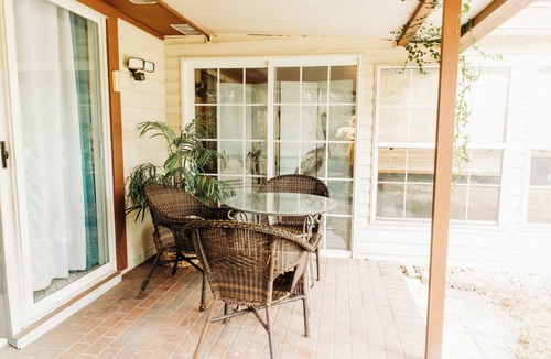 Walsingham House | Three Palms 3BR/sleeps 8/beach 5 min./backs to nature trail & park w/lake