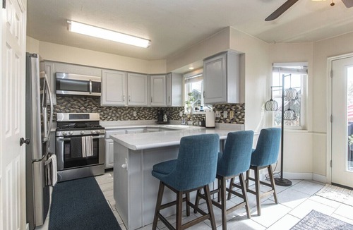 Orem House | Timpanogos Bungalow- NEW LISTING