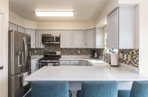 Orem House | Timpanogos Bungalow- NEW LISTING