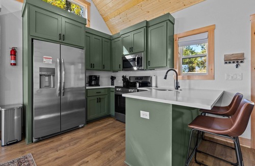 Beaver Shores Cabin | TreeHouse, Hot Tub, Wooded Views, Near Lake