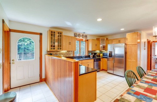 Plainfield House | Upper Valley Retreat on 15 Acres Near Dartmouth