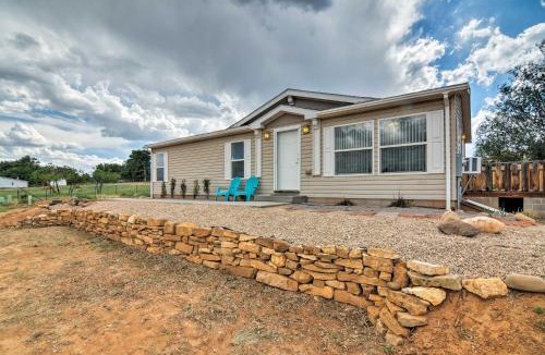 Escalante House | Utah Retreat - Hot Tub, Deck & Near National Parks