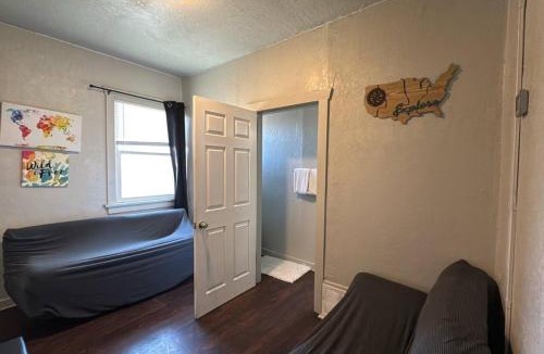 Midvale House | Value Rental no frills