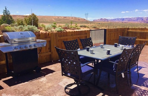 Page House | 🏜️VIEWS🐶Pets OK🚤BOAT Parking~Near Canyons & Lake