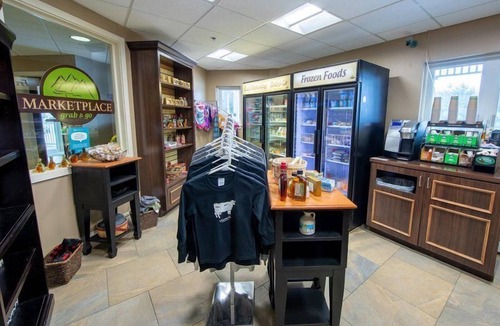 Brownsville Villa | Villa with Games Room + Fitness Center Access