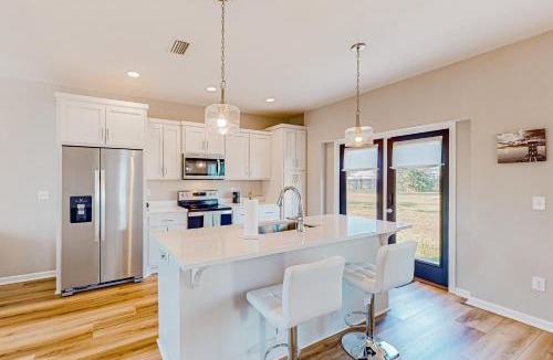 Callaway House | Walk to Eats! Family Hideaway 16 Mi to PCB