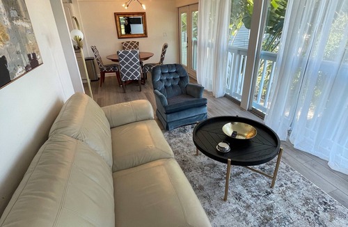 Ozona Apartment | Waterfront 2 bedroom/1 bath Apartment in Palm Harbor w/Views of the Gulf