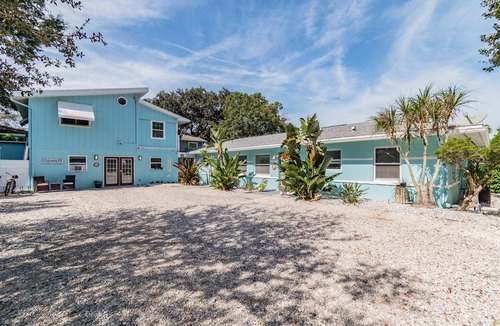 Ozona Apartment | Waterfront 2 bedroom/1 bath Apartment in Palm Harbor w/Views of the Gulf