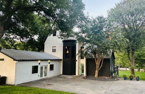 Canyon Lake House | Waterfront on the Horseshoe