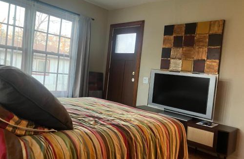 Seguin House | Welcoming 2-bedroom house near historic downtown Seguin