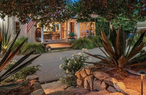 Olde Carlsbad House | Wilson Ranch- Charming 1/2 acre, 3 bedroom in coastal Old Carlsbad.