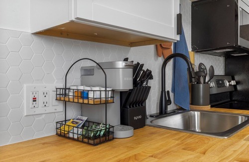 South Salt Lake Condo | Wonderful 1-bedroom condo with AC in Salt Lake