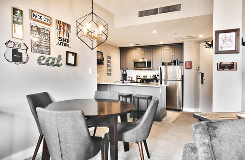 Park City Condo | Your own balcony, full kitchen in Canyons Village Save 20% on 7+ Nights!
