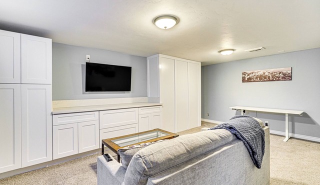 10 Mi to Ski Utah: Cozy Midvale Home
